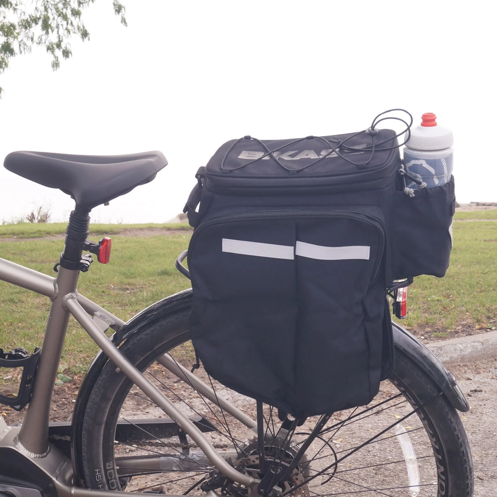 BiKASE MIK Trunk Bag Big Daddy Bicycle Rack Bag - Image 12