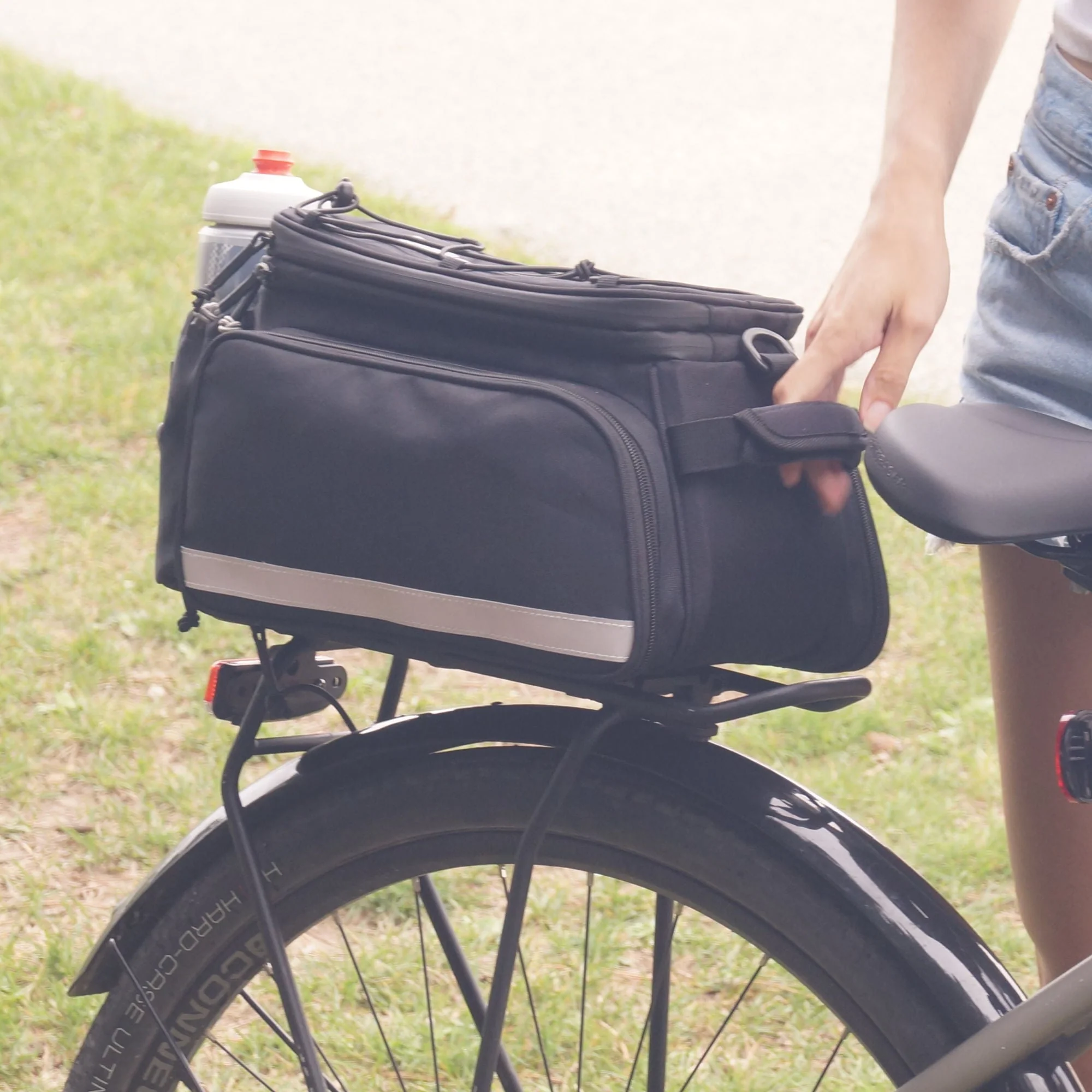 BiKASE MIK Trunk Bag Big Daddy Bicycle Rack Bag - Image 7